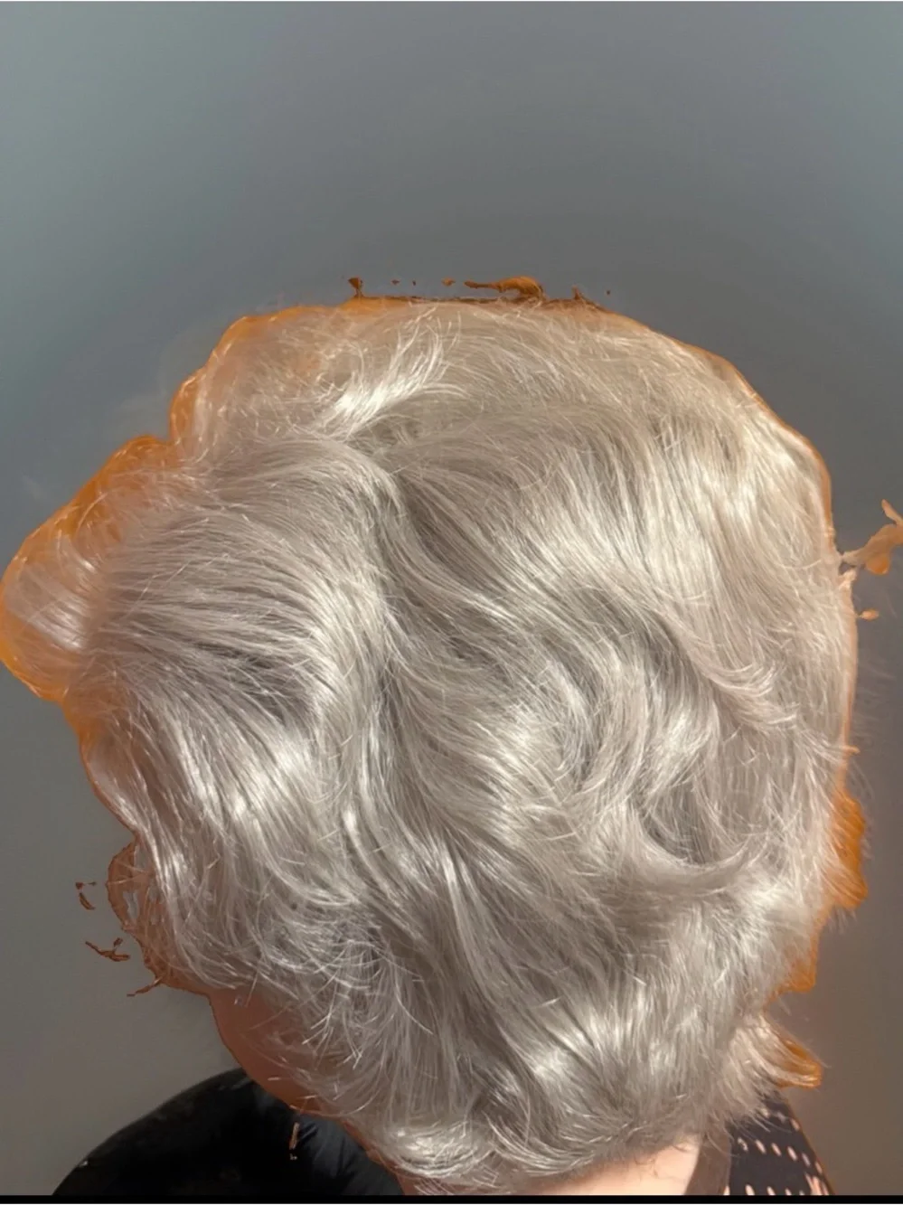 Short Layered Gray/Silver Synthetic Wavy Wig Classic Cap One Size Natural